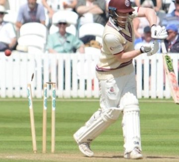 CC 2018 Som v Hants Day 3 Dom Bess bld Gareth Berg (92 - FW) Copyright Mike Williams